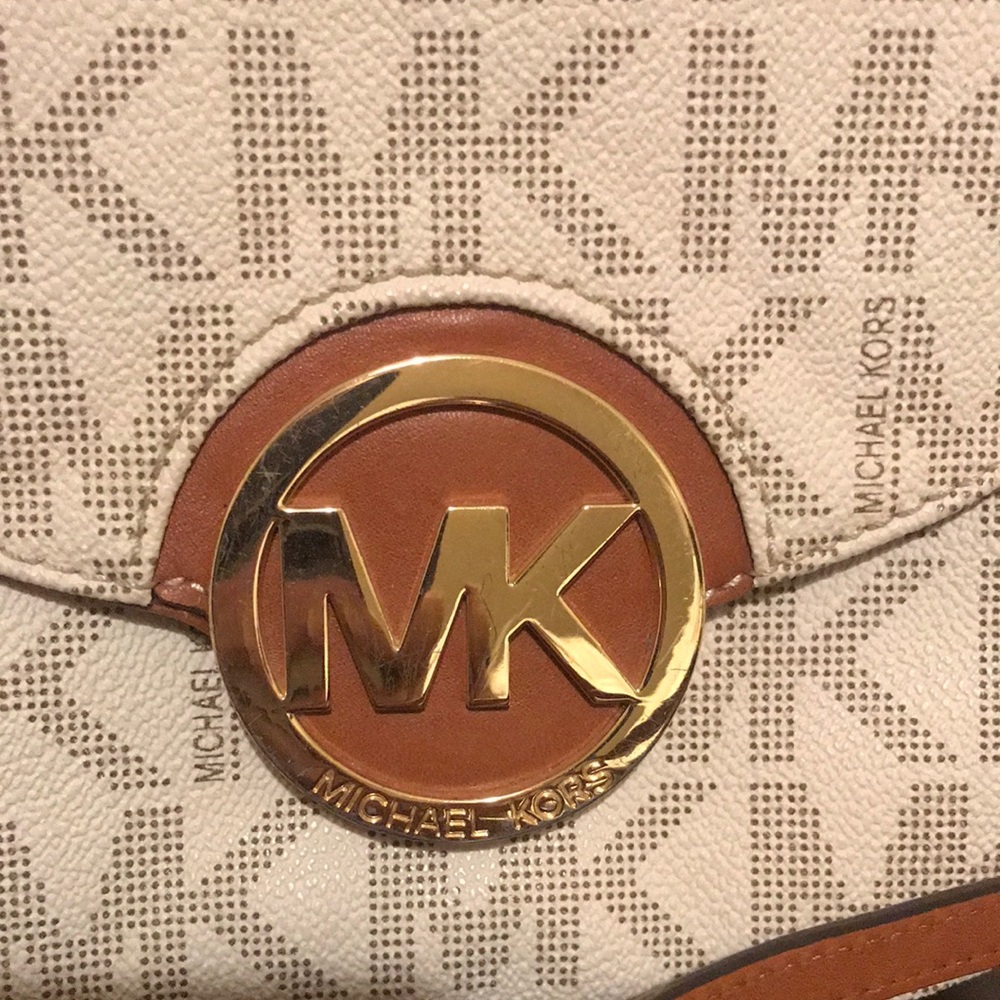MK Cross body bag